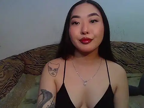 Snapshot of Aleksa_Blackdream chatting on October 6, 9:26 am Aleksa Blackdream online show from October 6, 9:26 am