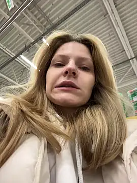 MaryHiggins online show from February 19, 1:32 pm