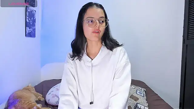 Abby Saenz01 online show from September 30, 9:41 pm