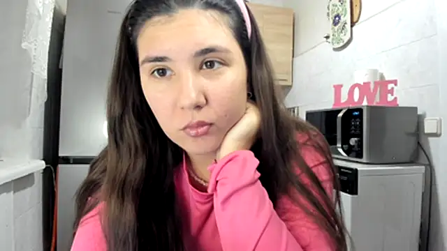 MiaMarrone online show from November 25, 3:47 pm