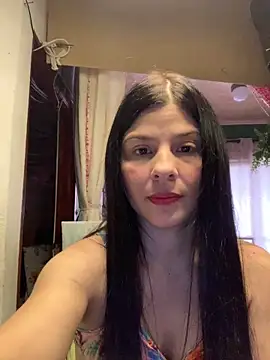 Estefani 32 online show from February 19, 8:40 pm