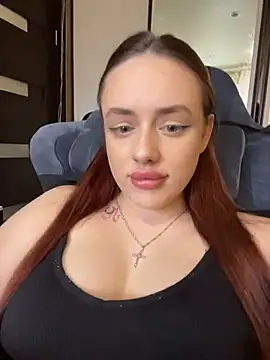 Lisaaan online show from April 27, 2:25 pm