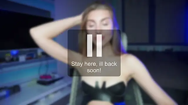 Snapshot of CassiaBlade1 chatting on October 9, 4:33 pm CassiaBlade1 online show from October 9, 4:33 pm