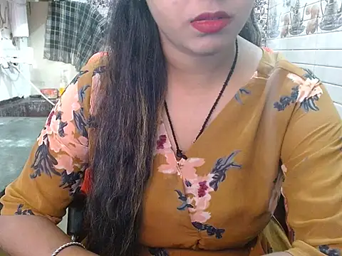 LovingPihu online show from November 20, 5:30 am