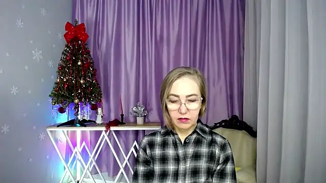 queen a n i online show from January 15, 10:43 am