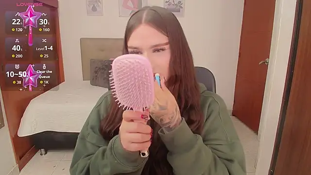 Miley Baker online show from November 4, 2:33 pm