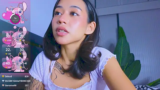 Mia Tin online show from October 11, 7:27 pm