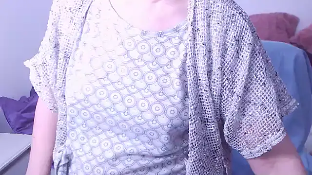 ChristaRose online show from January 19, 1:57 am