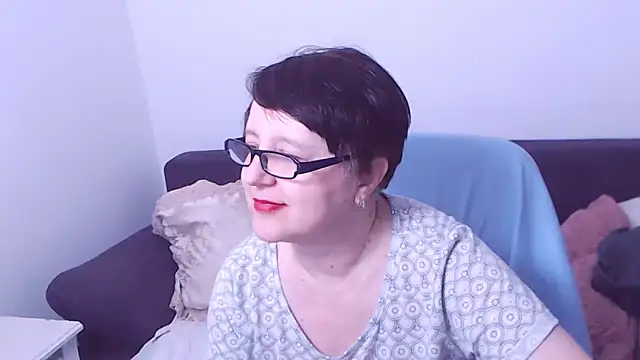 ChristaRose online show from March 8, 2:04 am