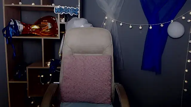 JessikaDaniel online show from October 5, 6:40 am