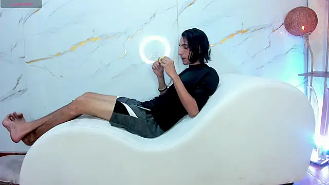 SecretsParty online show from March 15, 7:38 pm