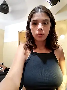 mariamac420 online show from February 7, 5:06 pm