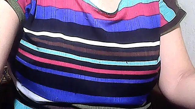 sweetsosie18 online show from December 3, 2:14 am