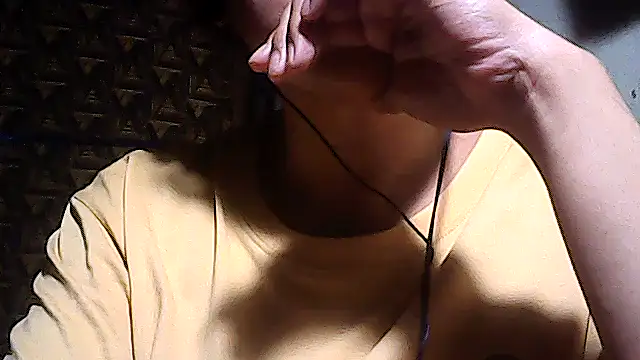 sweetsosie18 online show from March 13, 12:02 am