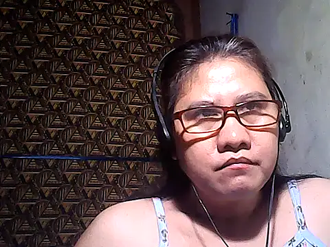 sweetsosie18 online show from February 13, 1:02 pm