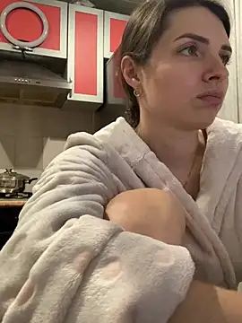 SeducingYoghourt online show from February 19, 5:01 pm