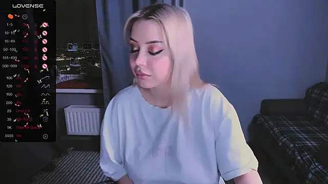 MonaLauu online show from January 16, 5:47 am