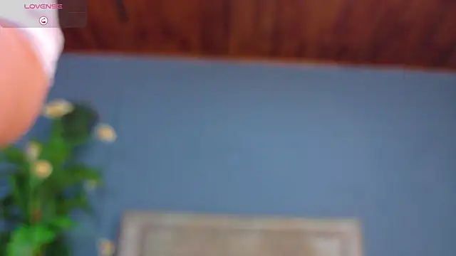 nicol snow online show from March 29, 1:43 pm