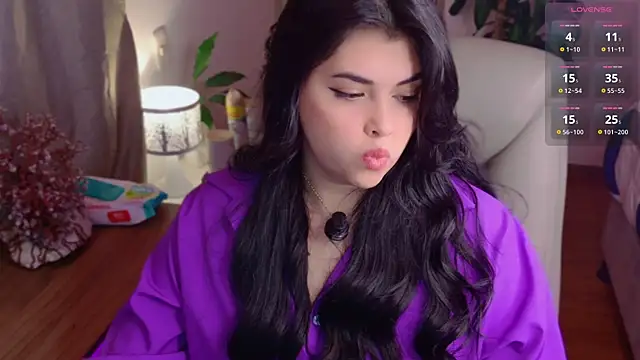 Alyaa s online show from May 16, 1:52 am