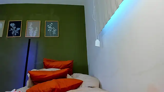 karlye 5 online show from June 5, 10:38 pm