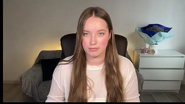 EvaMaddison online show from March 20, 8:19 am