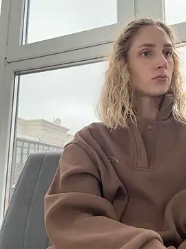 Feral berry 8133 online show from October 10, 11:59 am