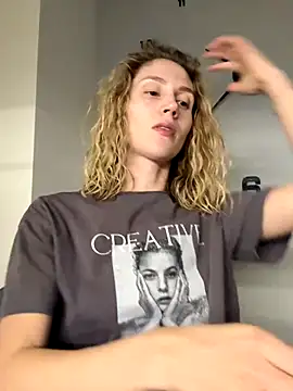 Feral berry 8133 online show from September 12, 7:43 pm