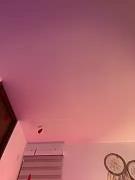 KateDeLatorre online show from February 19, 10:19 pm