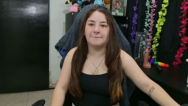 ann bronw online show from December 5, 1:01 pm