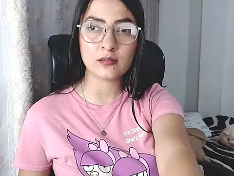 SavannaEvans001 online show from March 12, 12:02 am