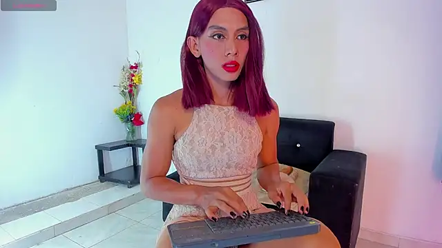 BritannyLord online show from March 22, 8:15 pm