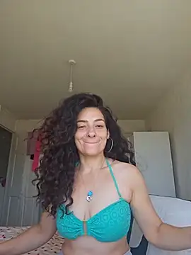 YourGirlNextDoor69 online show from July 2, 12:11 pm