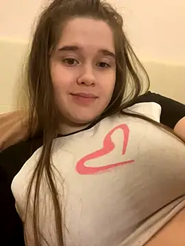 HornyGirlH online show from October 23, 1:11 am