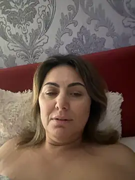 Emma roqueen online show from September 16, 8:50 pm