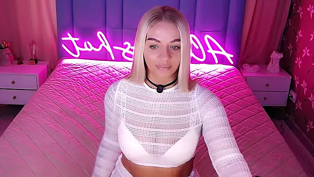 AllwaysHotJ online show from April 12, 2:14 am