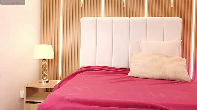 KimSensual  online show from April 20, 12:41 pm