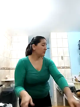 Snapshot of Gatubela212 chatting on September 23, 1:59 am Gatubela212 online show from September 23, 1:59 am