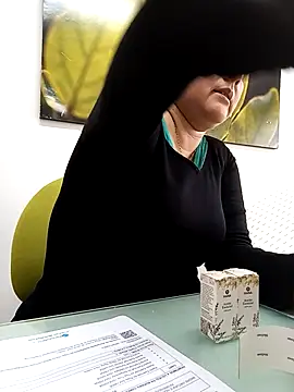 Snapshot of Gatubela212 chatting on September 8, 2:49 pm Gatubela212 online show from September 8, 2:49 pm