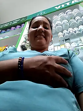 Gatubela212 online show from April 26, 9:34 pm