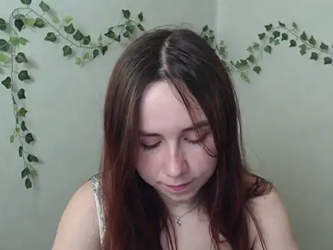 VeryVeryVeryShy  online show from March 27, 8:26 am