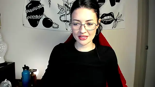 MelroseStrip online show from October 23, 8:26 pm