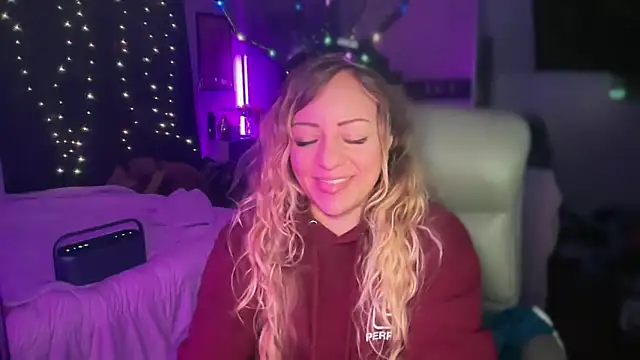 sage love online show from April 6, 2:22 am