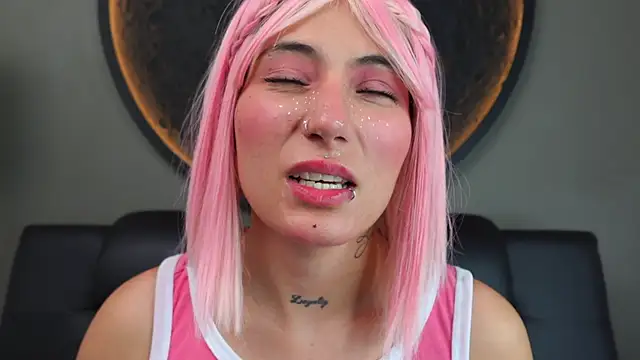 miss sharlotte18 online show from March 11, 6:21 pm