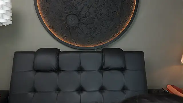 miss vaiolette online show from November 24, 11:12 am