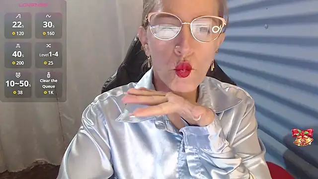 Chayla Ruiz online show from April 18, 9:01 am