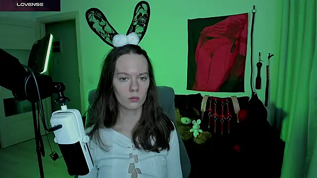 SharkyBaby online show from April 18, 7:58 pm