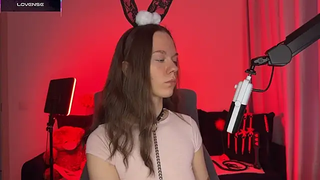 SharkyBaby online show from October 6, 1:28 pm