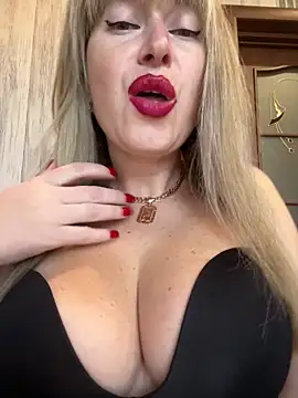 Kittenforyou online show from March 12, 1:25 pm