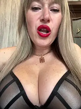 Kittenforyou online show from April 10, 11:38 am