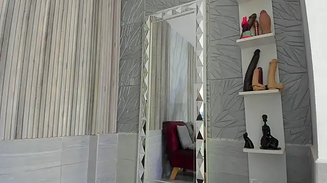 BriannaChelsea online show from January 13, 11:58 am